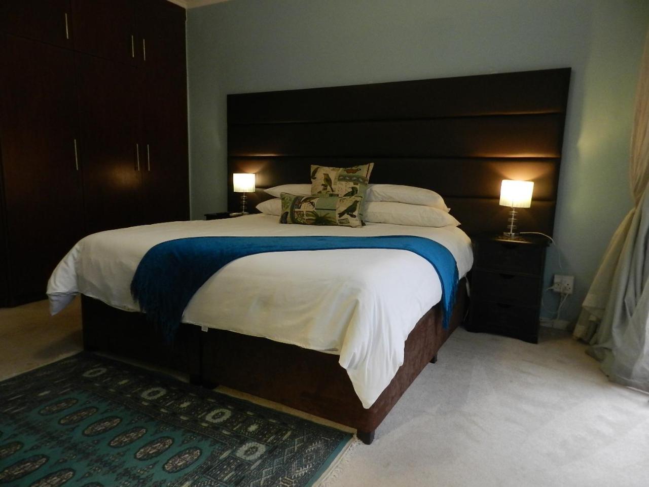 Le Petit Fillan Hotell Sandton Exteriör bild
