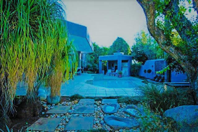 Le Petit Fillan Hotell Sandton Exteriör bild