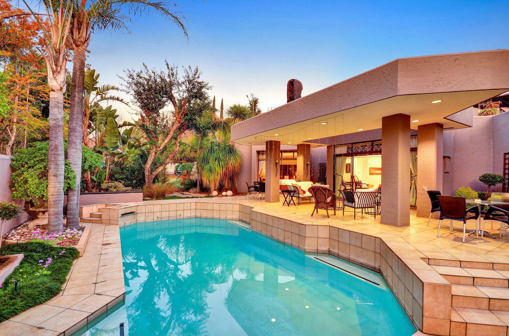 Le Petit Fillan Hotell Sandton Exteriör bild